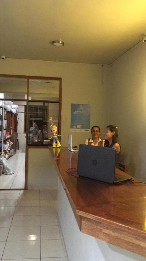 Tarapoto Hostal *** Otel Iquitos Dış mekan fotoğraf
